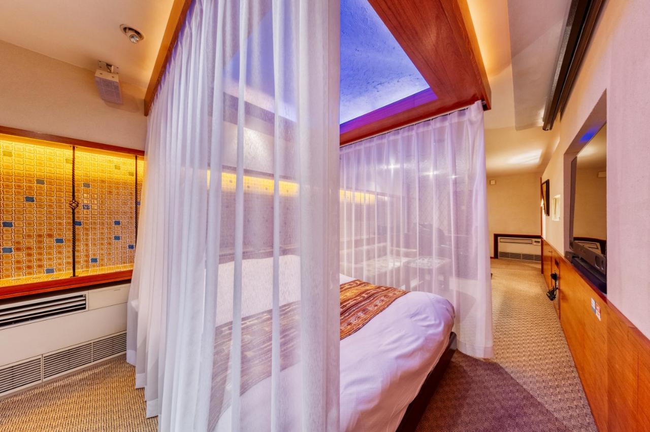 Hotel Lotus Chiba -Adult Only Yachiyo ภายนอก รูปภาพ