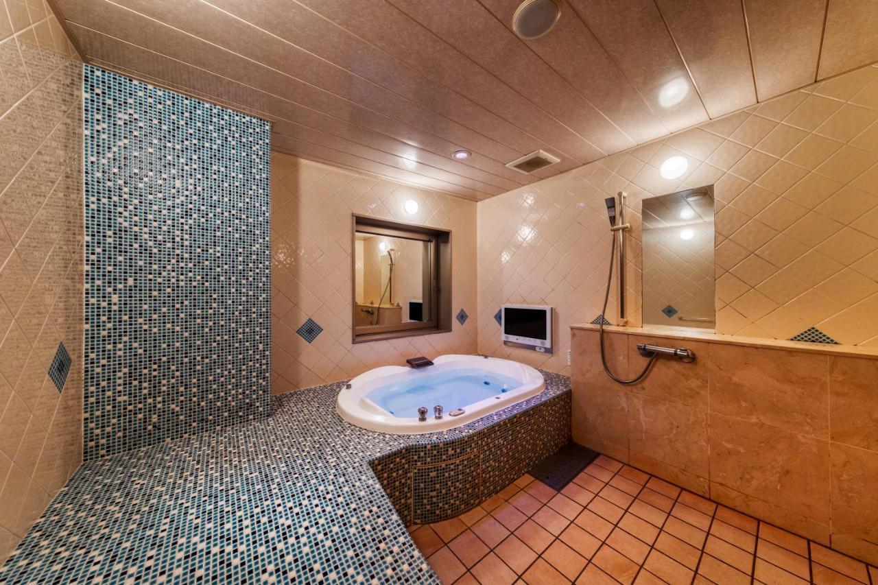 Hotel Lotus Chiba -Adult Only Yachiyo ภายนอก รูปภาพ